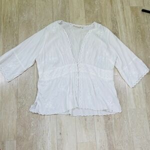 Soft Surroundings Ivory Embroidered Blouse